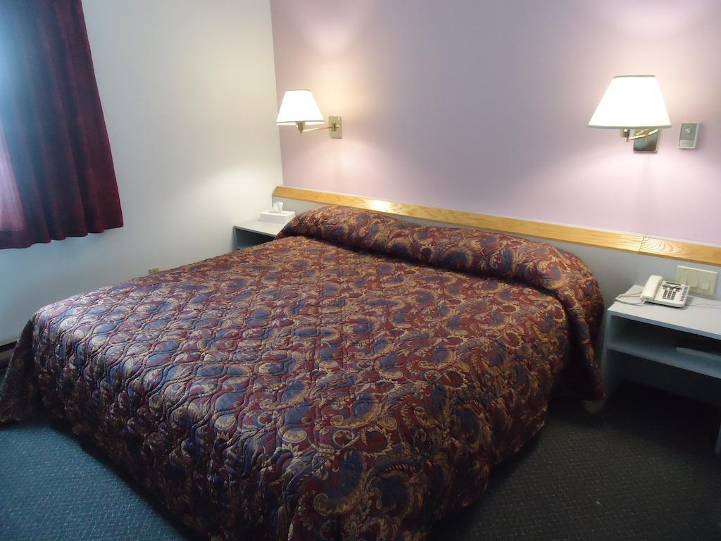 Les Lofts De La Brunante Sainte Anne-des-Chênes Zimmer foto